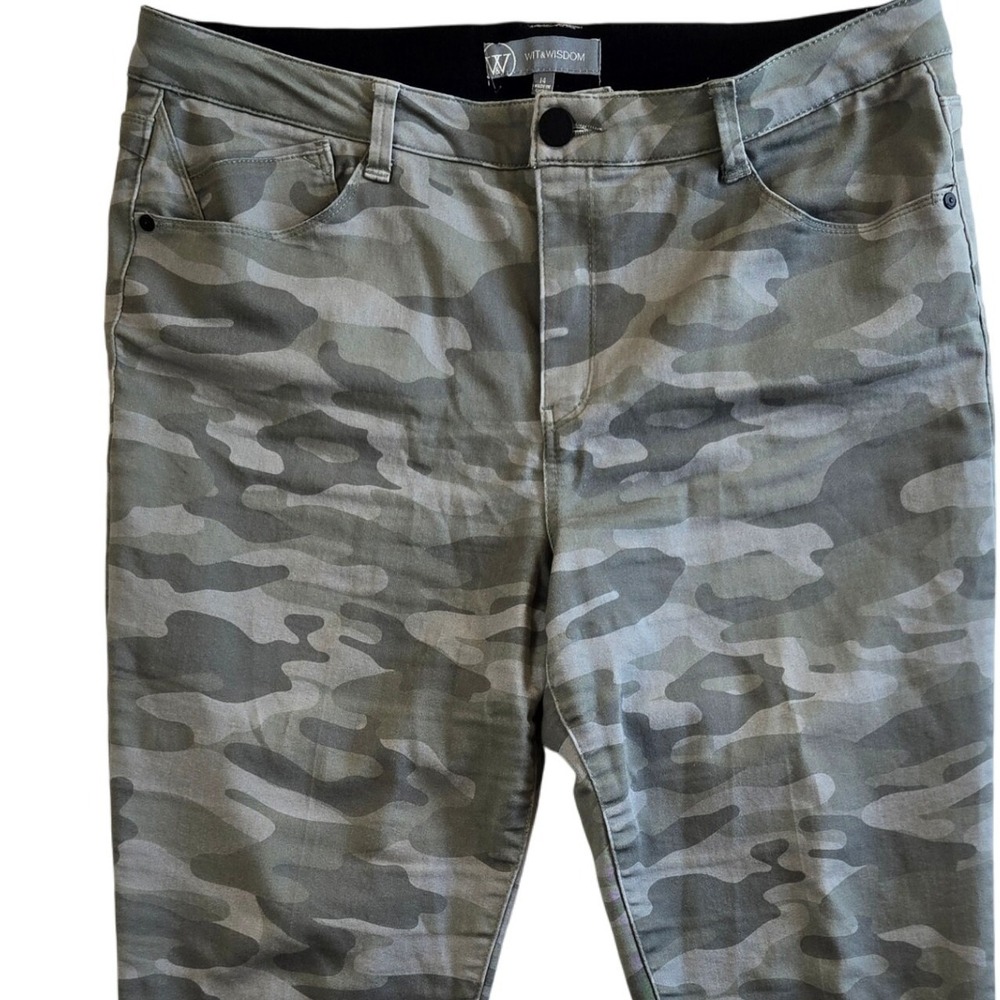 Wit & Wisdom Womens Size 14 Camo Print Ankle Stretch Skinny Pants Trousers - Picture 3 of 9